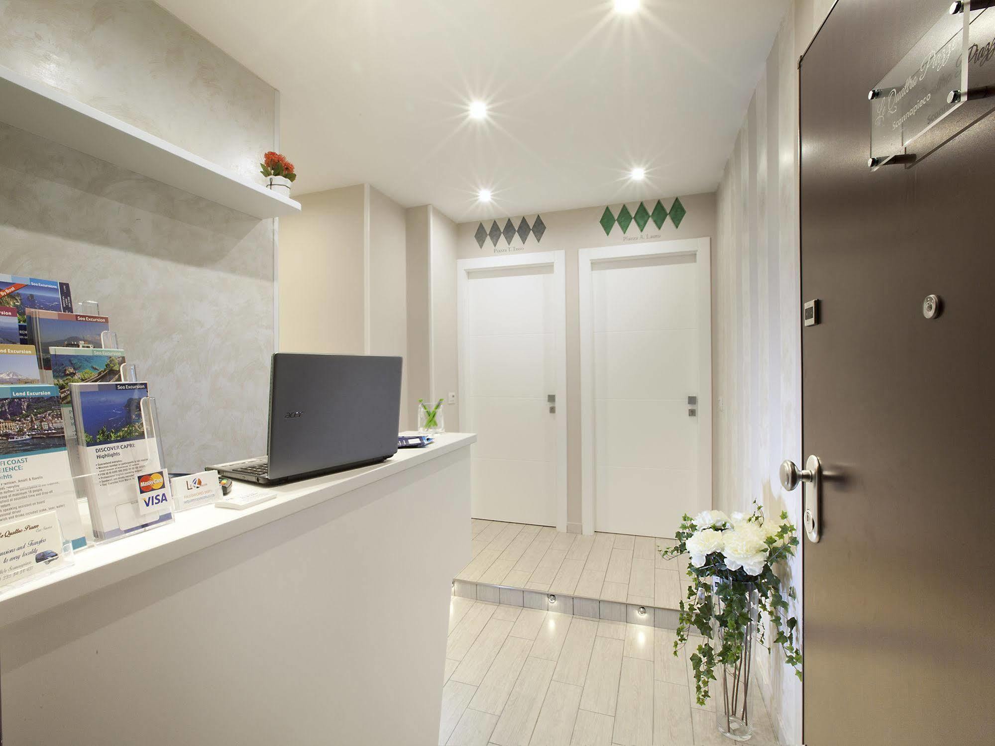Le Quattro Piazze Bed & Breakfast Sorrento Exterior photo