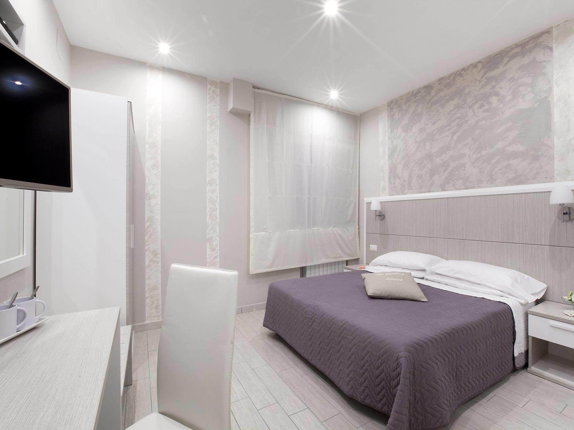 Le Quattro Piazze Bed & Breakfast Sorrento Exterior photo